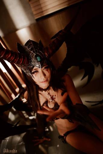 Chaos Online - Akasha Cosplay